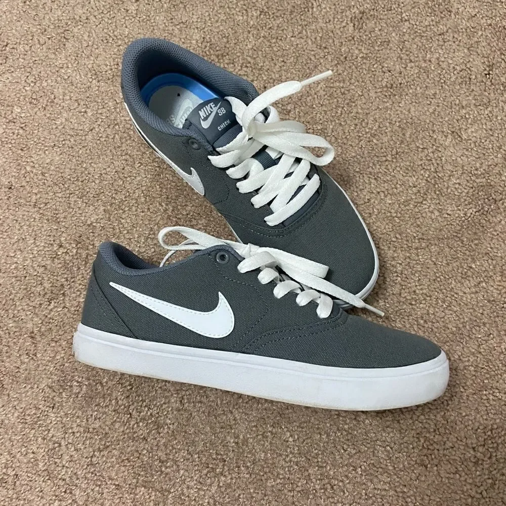 Nike SB Check Solarsoft Gray Canvas Shoe - Picture 3 of 7